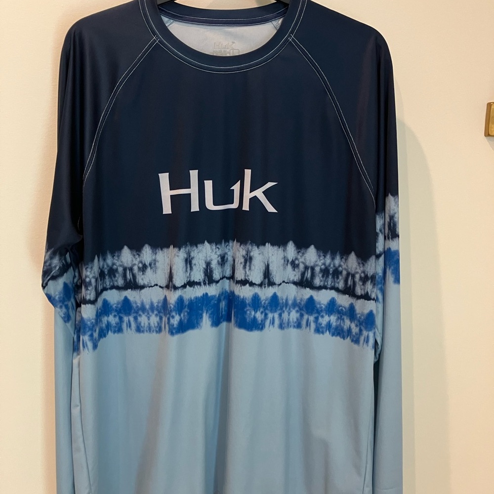 Huk Men's Blue Swim Shirt